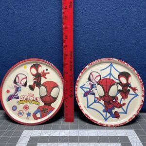 Marvel Spidey Zak Designs Amazing Friends Set of 2 Kid's Plates Hard Plastic 8"